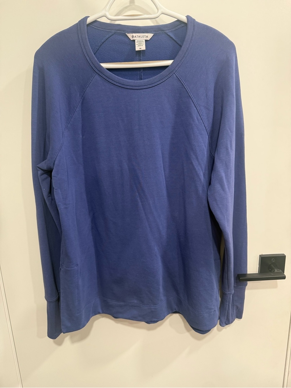 Athleta Blue Crew Neck Raglan Sleeve Pullover Sweatshirt Lyocell Blend Size M